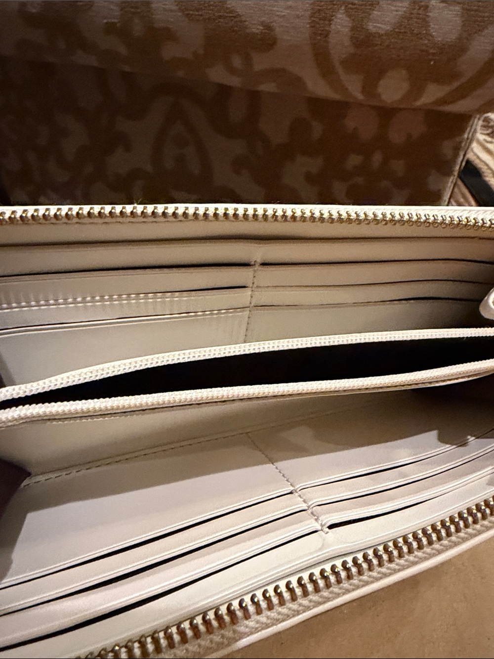 Coach Beige and Chalk Signature Continental Wallet - Picture 7 of 10